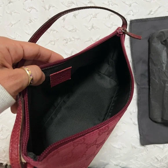 Vintage Gucci purse - Picture 10 of 13